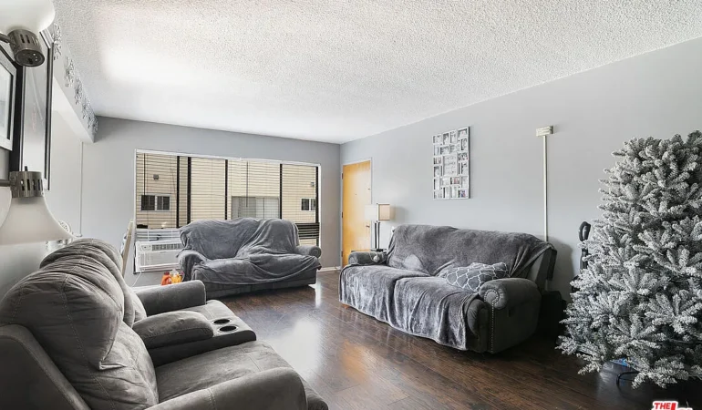 333 S Serrano Ave, Los Angeles, CA, 90020 – In Escrow