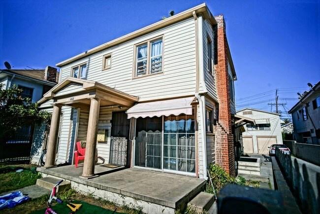 660 N Normandie Ave, Los Angeles, CA 90004 – Closed